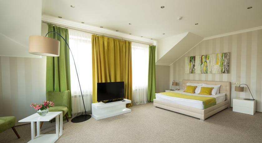 Hotel Otte à Myrhorod Extérieur photo
